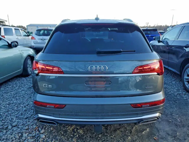 Audi Q5 - фото 4