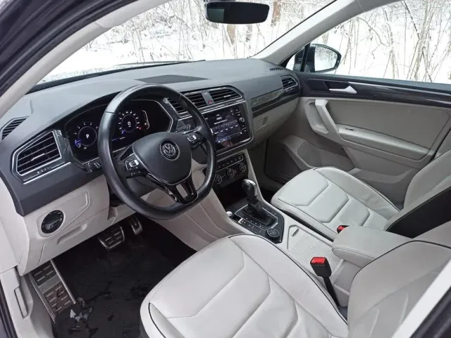Volkswagen Tiguan - фото 5