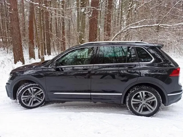 Volkswagen Tiguan - фото 2