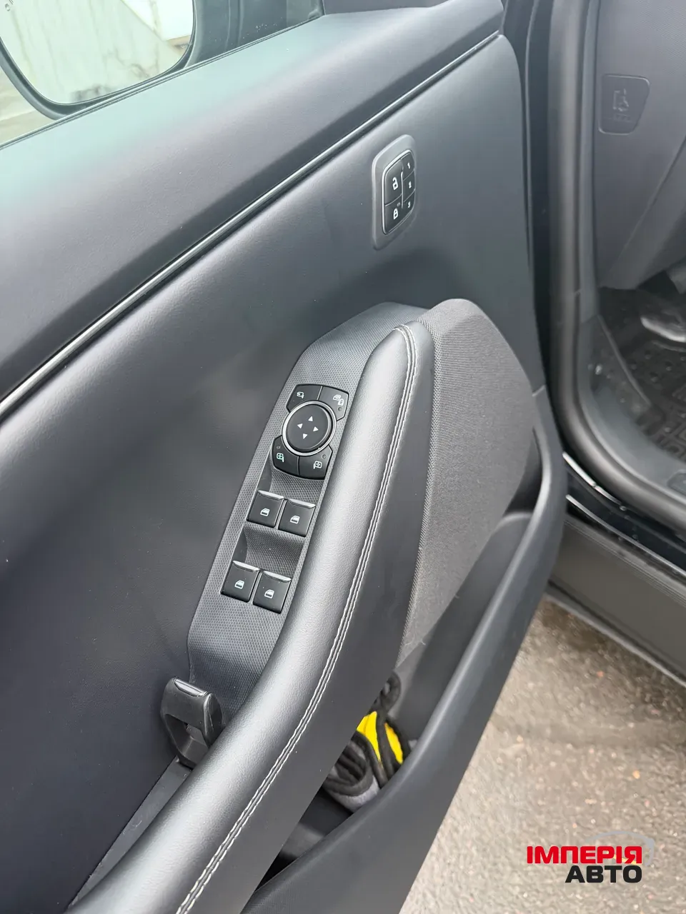 Ford Mustang Mach-E - фото 13