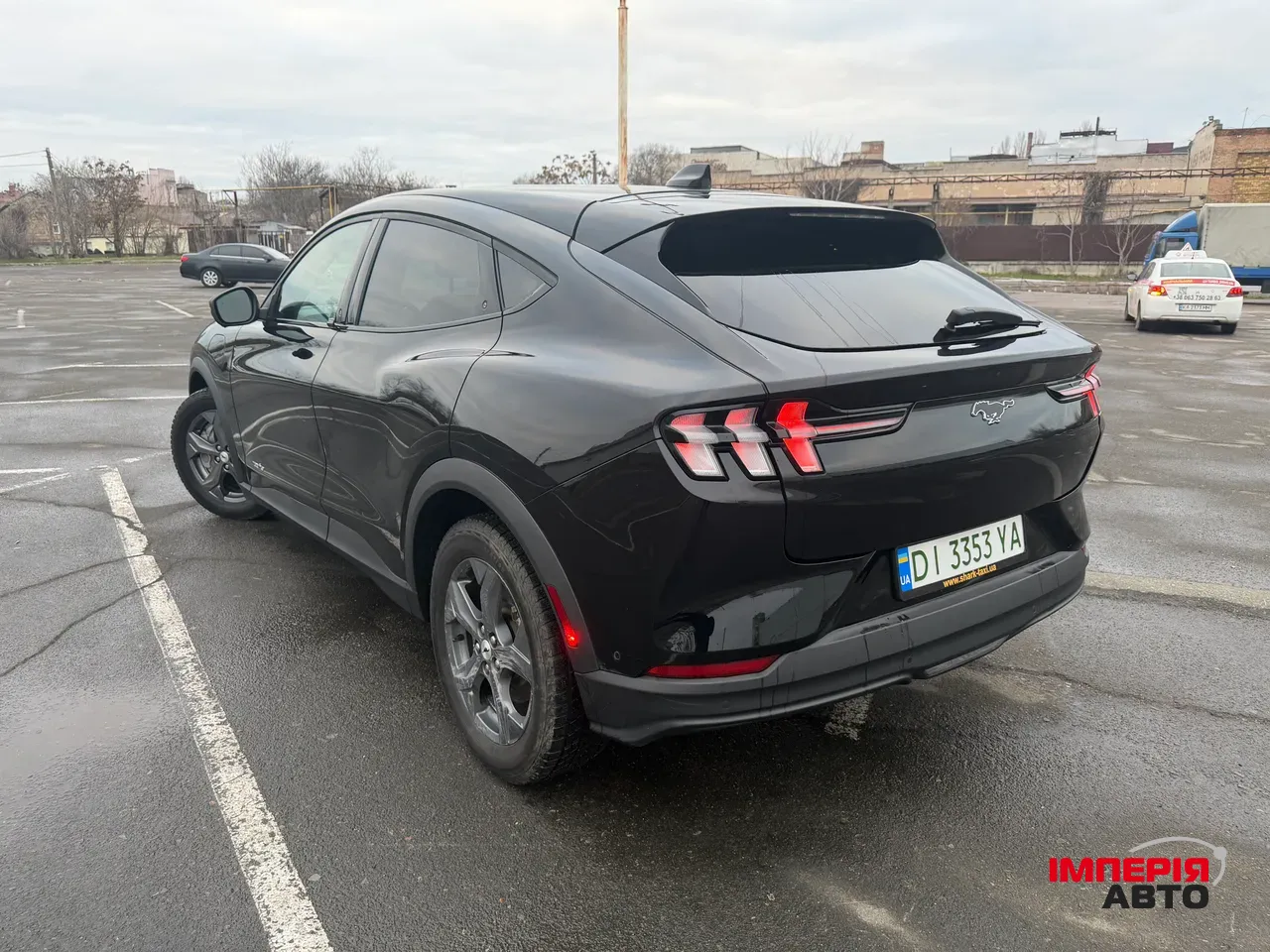 Ford Mustang Mach-E - фото 5