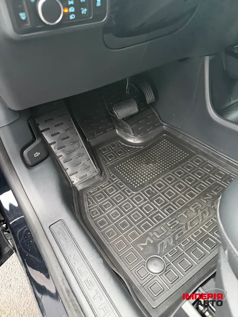 Ford Mustang Mach-E - фото 16