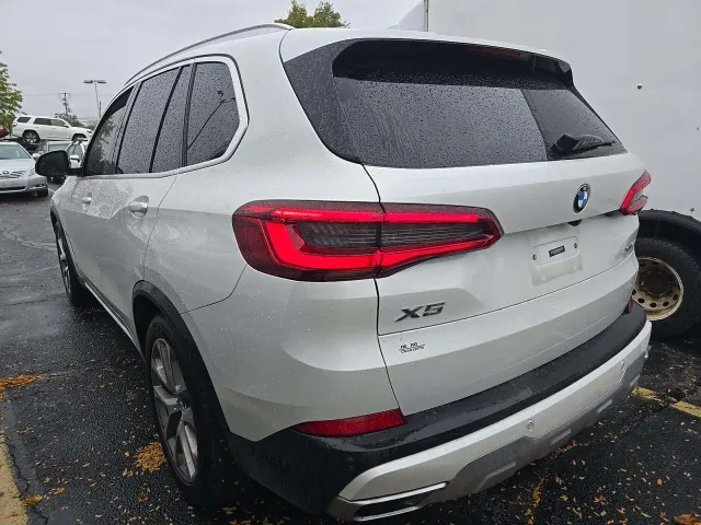 BMW X5 - фото 3