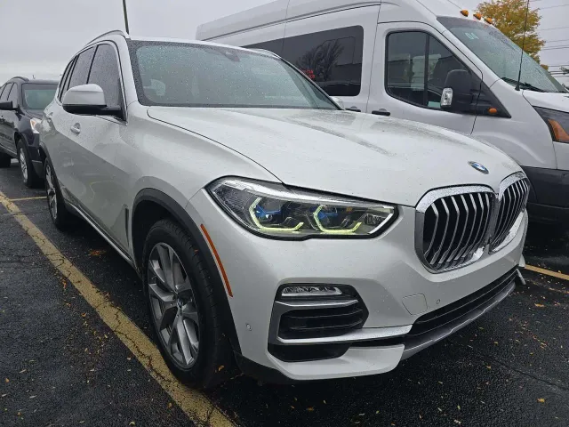 BMW X5 - фото 1