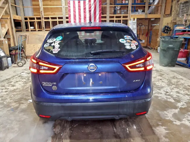 Nissan Rogue Sport - фото 5