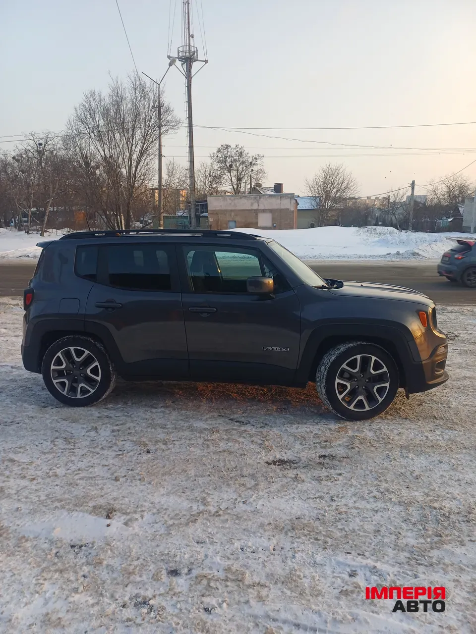 Jeep Renegade - фото 3