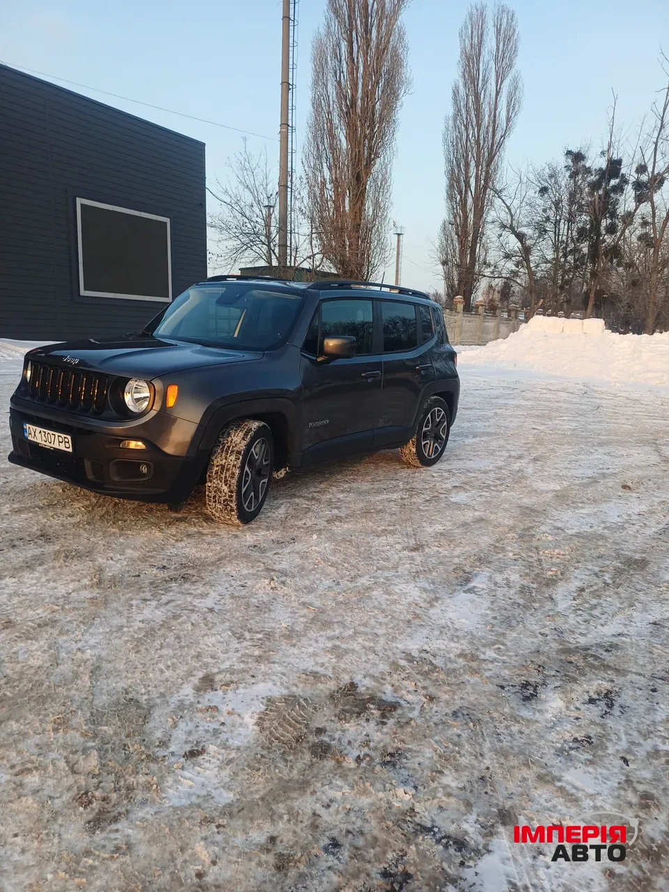 Jeep Renegade - фото 2