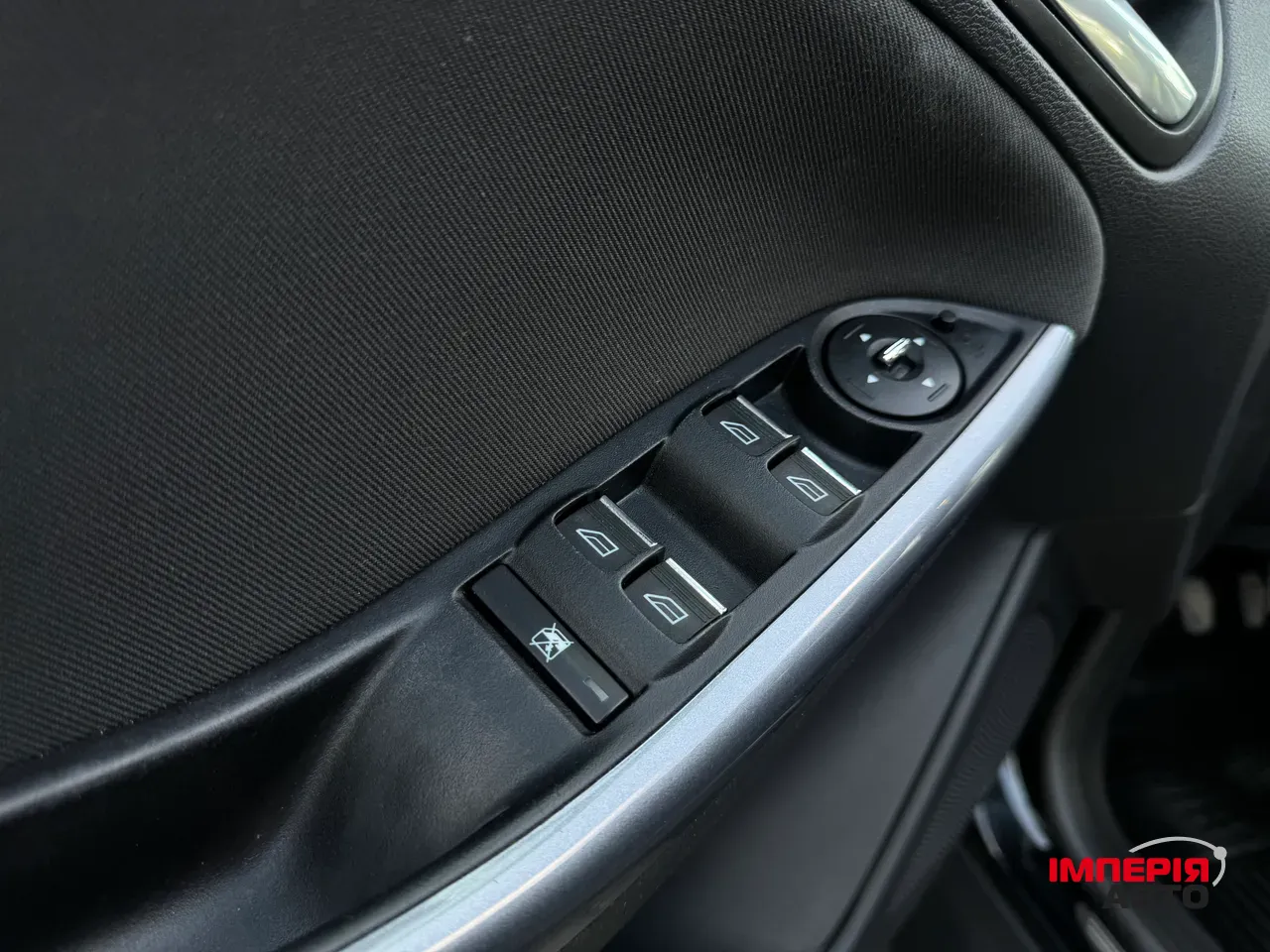 Ford Focus - фото 15