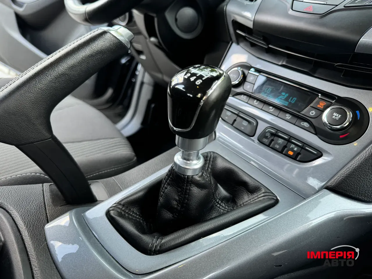 Ford Focus - фото 25