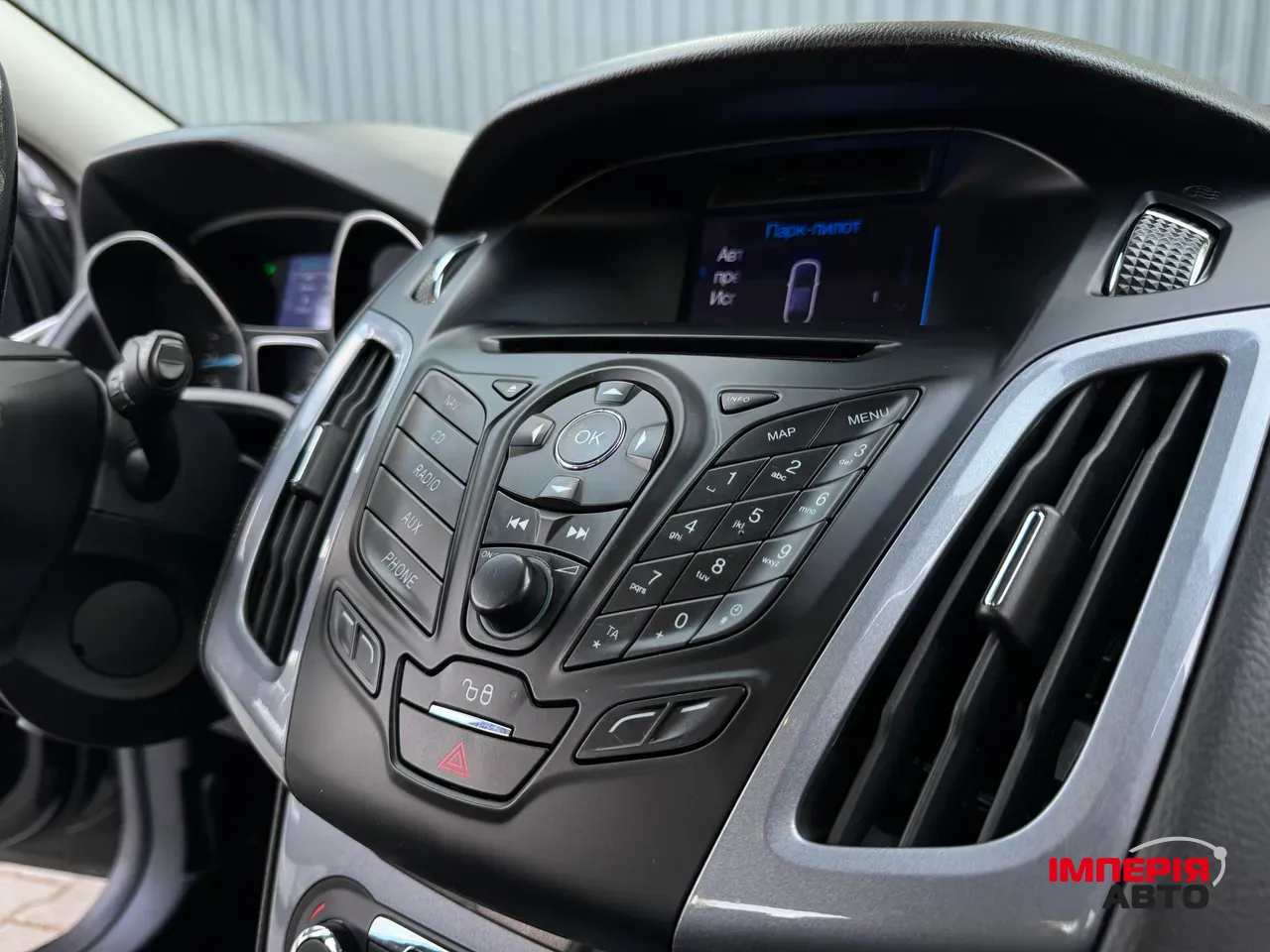 Ford Focus - фото 26