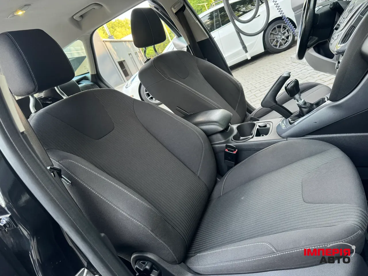 Ford Focus - фото 24