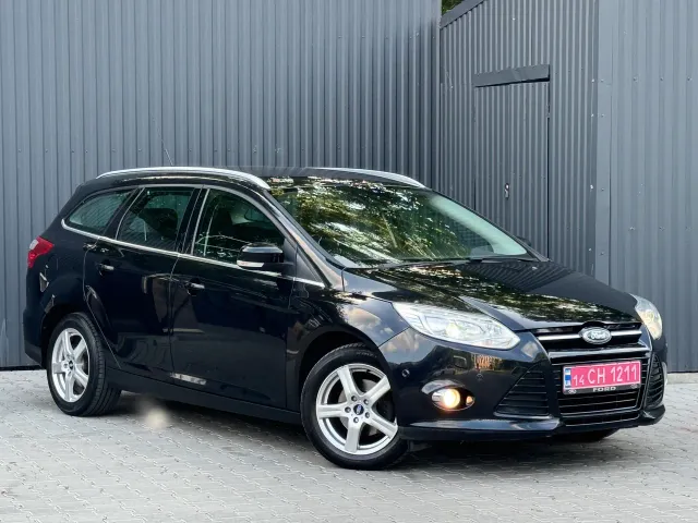 Ford Focus - фото 3