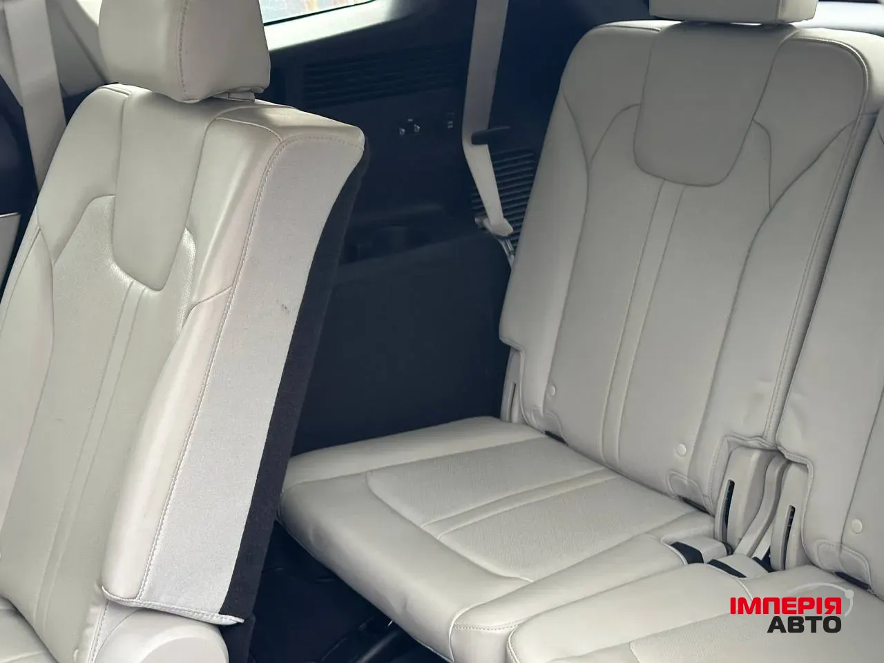 Kia Sorento - фото 10