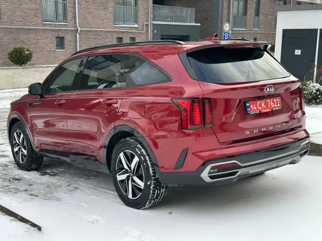 Kia Sorento - фото 4