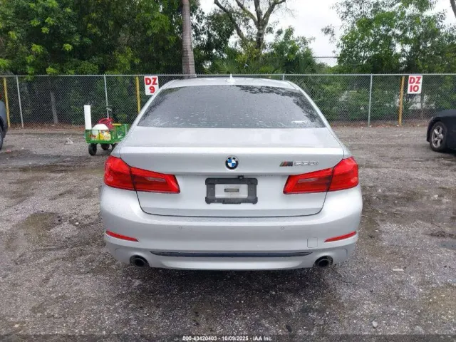 BMW 5 серії - фото 3