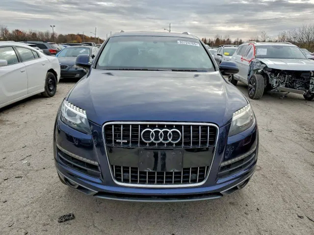 Audi Q7 - фото 5