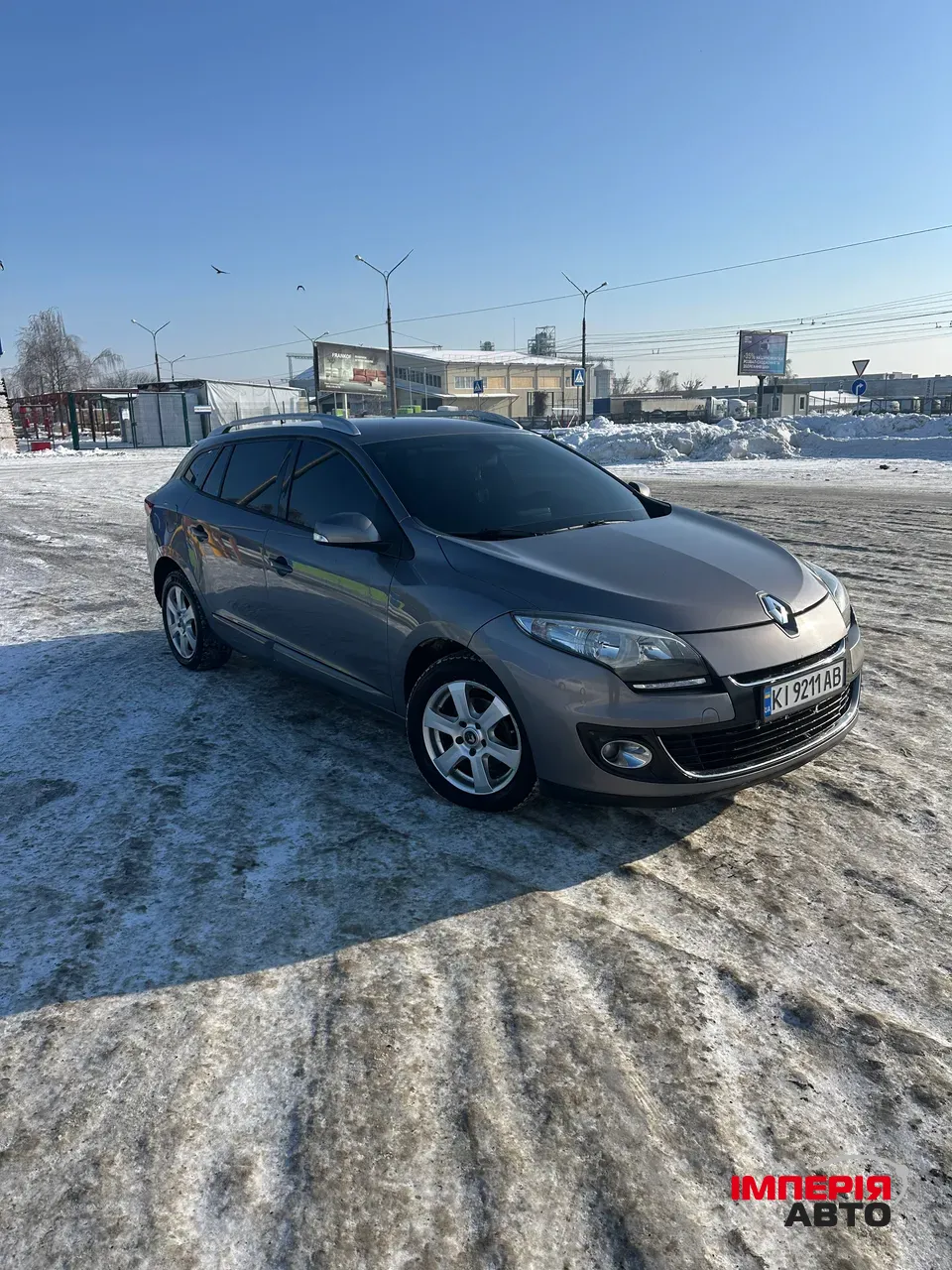 Renault Megane - фото 1