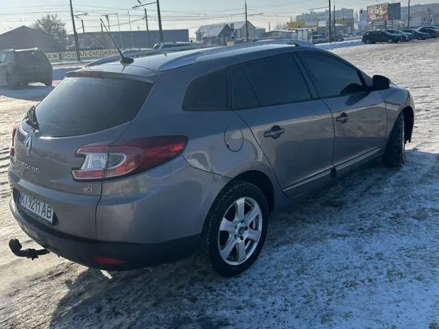 Renault Megane - фото 4