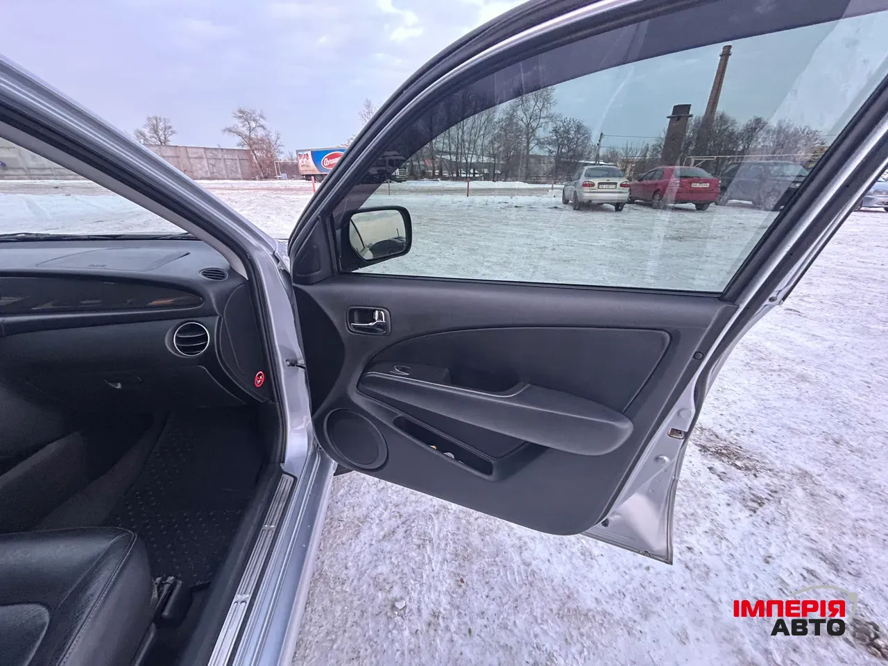 Mitsubishi Outlander - фото 9