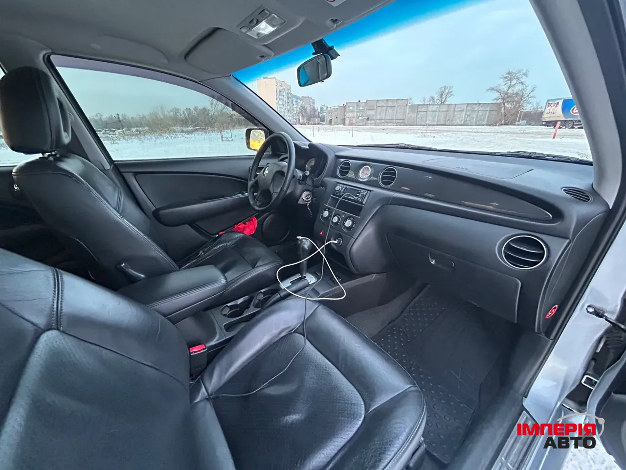 Mitsubishi Outlander - фото 7