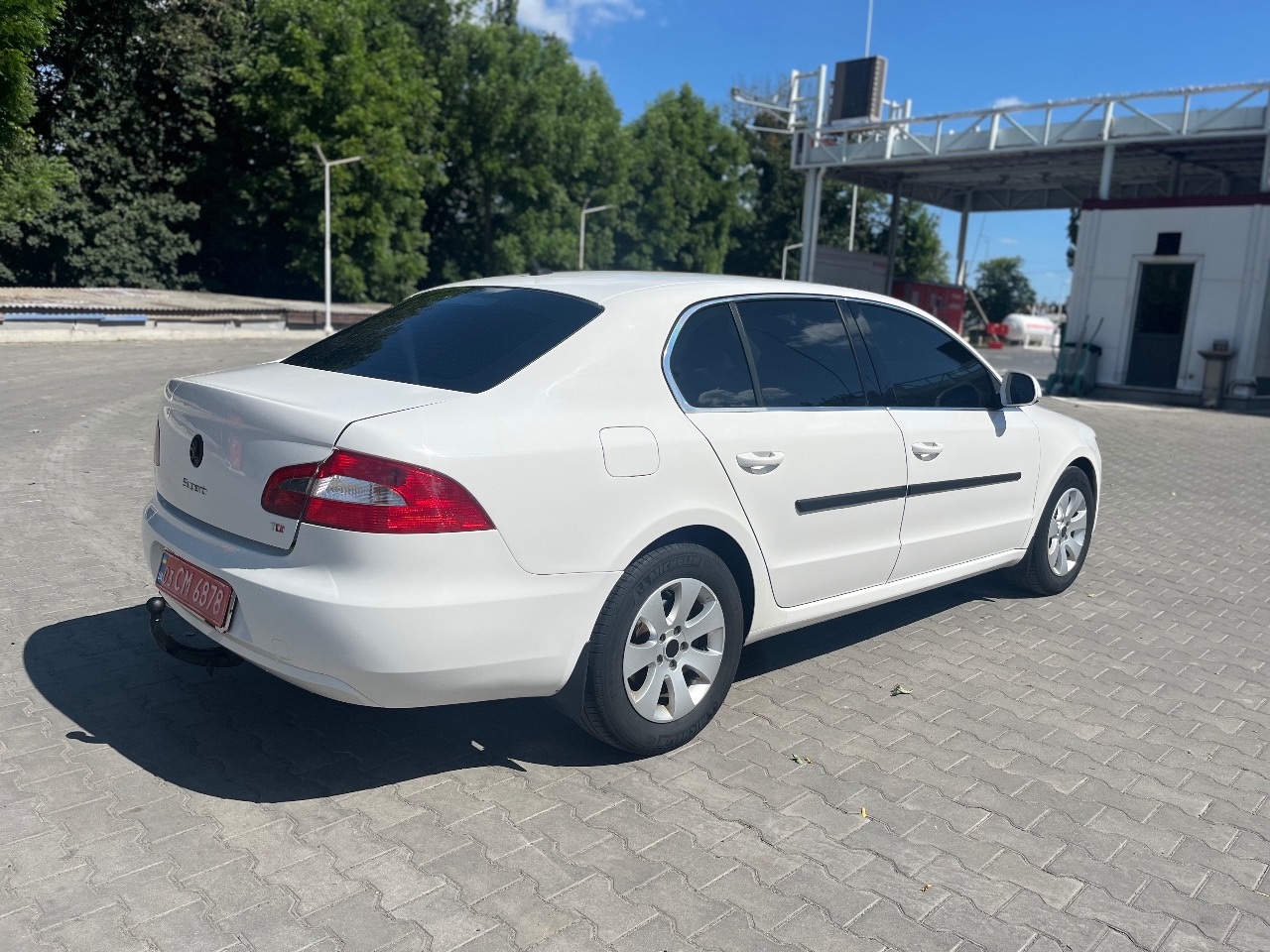 Skoda Superb - фото 13