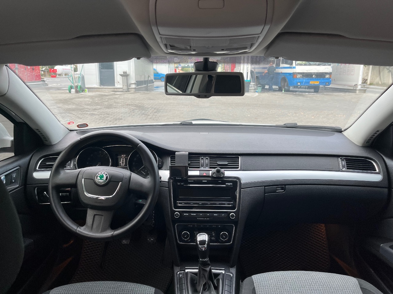 Skoda Superb - фото 3