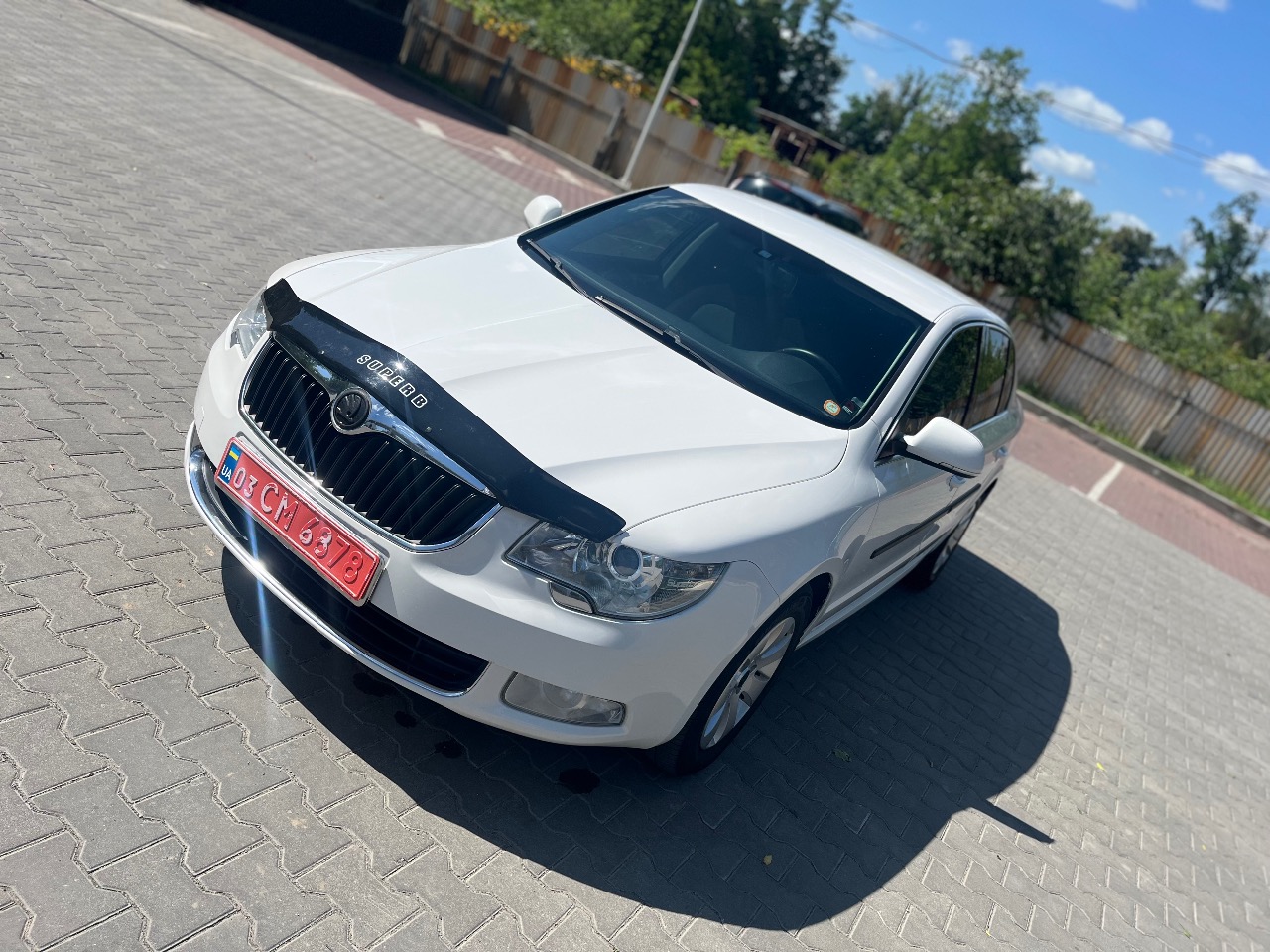 Skoda Superb - фото 11