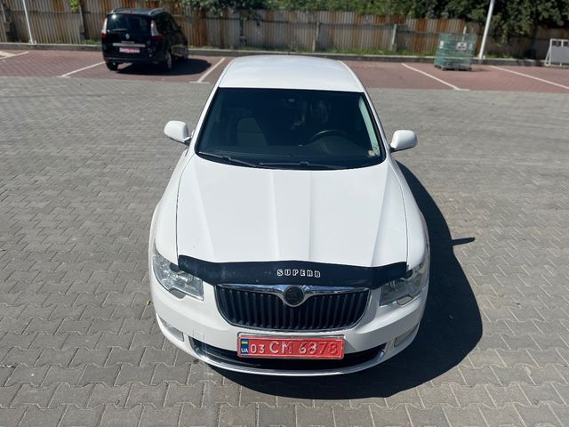 Skoda Superb - фото 2