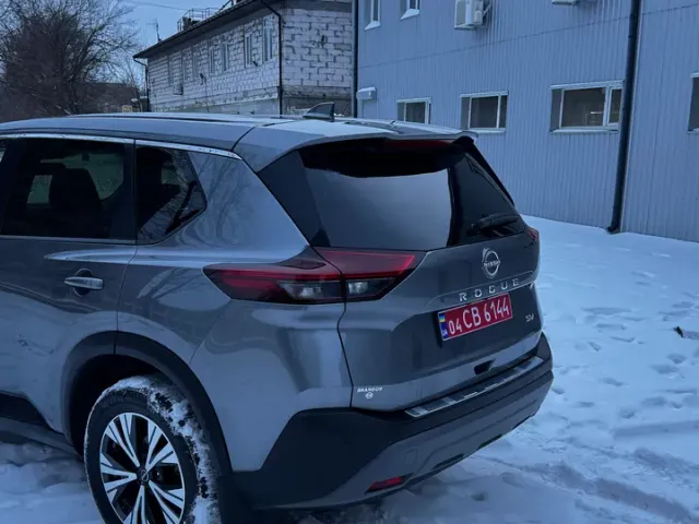 Nissan Rogue - фото 4