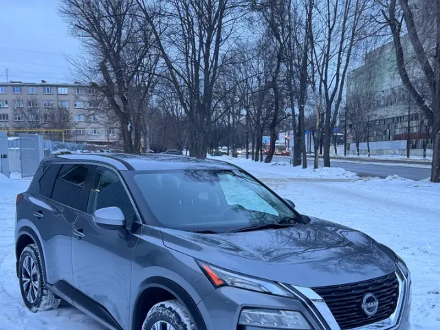 Nissan Rogue - фото 1