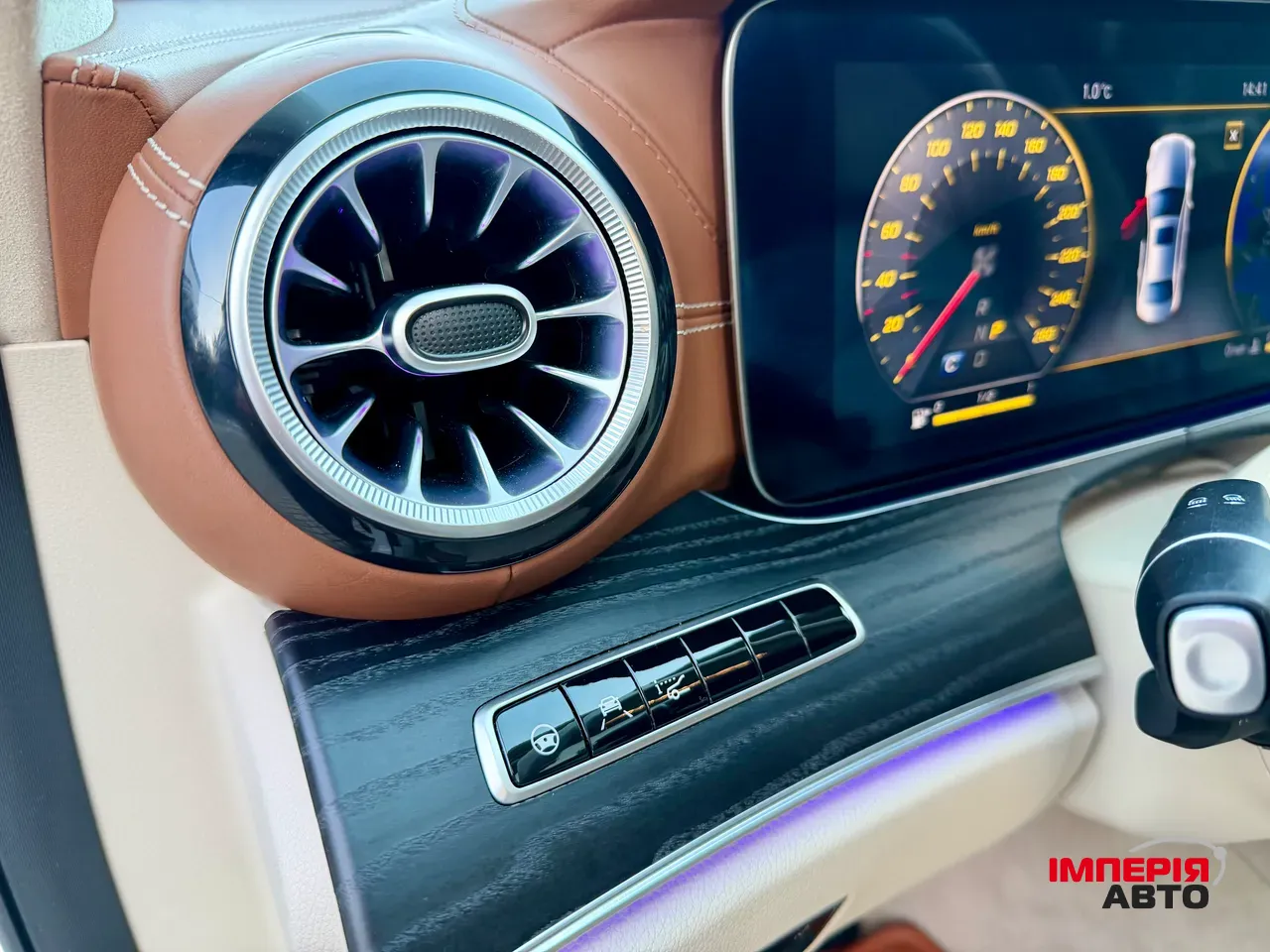 Mercedes-Benz E-Класс - фото 28