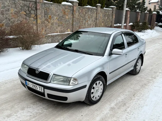Skoda Octavia - фото 2