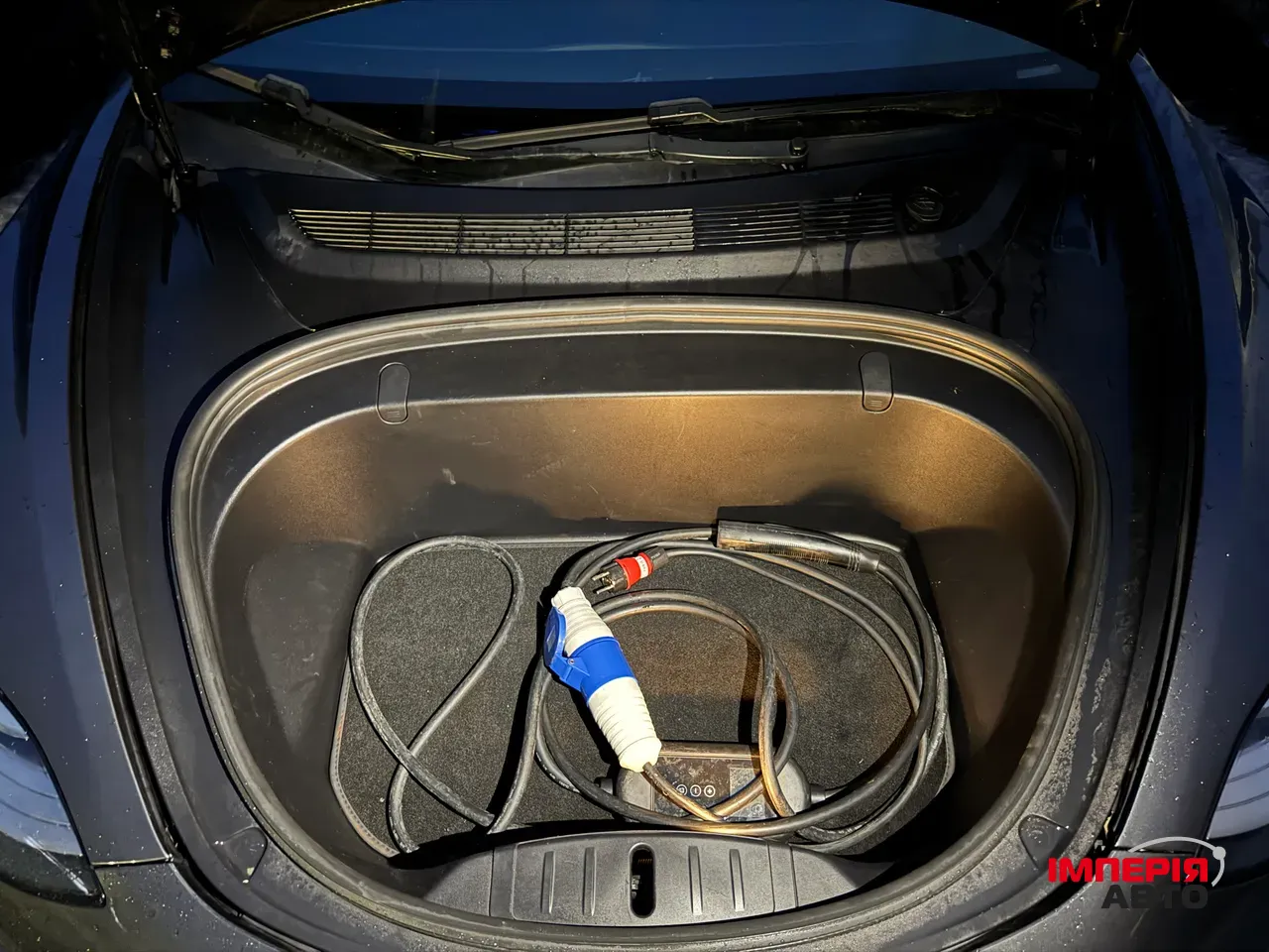 Tesla Model 3 - фото 12