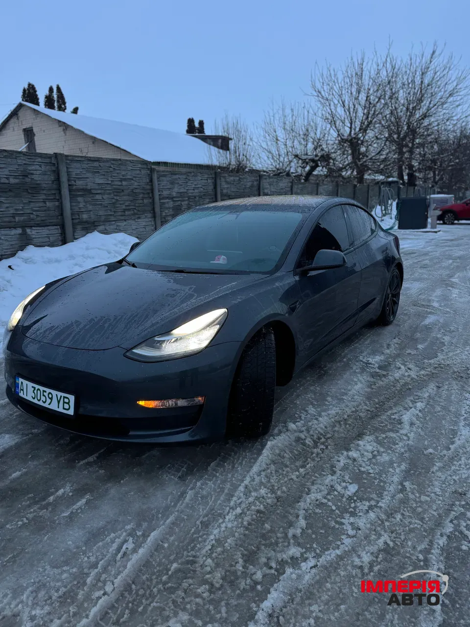 Tesla Model 3 - фото 2