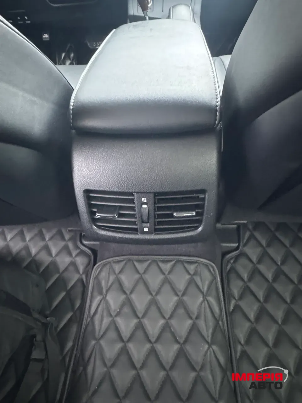 Lexus ES - фото 15