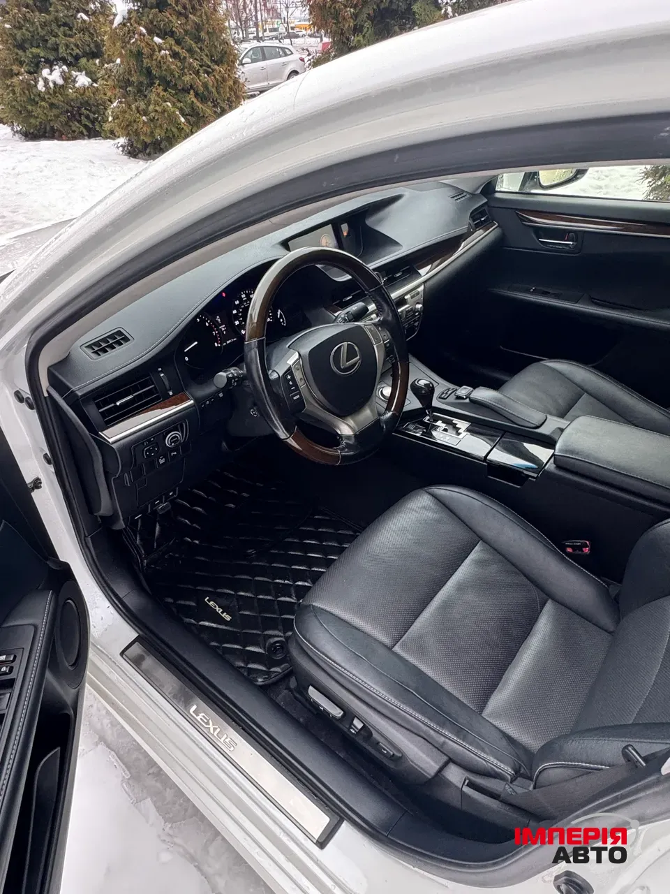 Lexus ES - фото 13