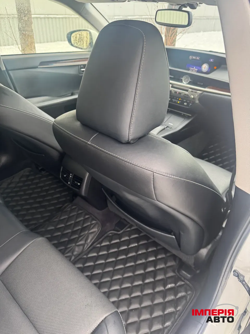 Lexus ES - фото 20