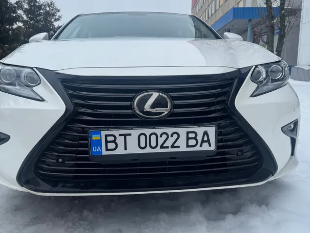 Lexus ES - фото 2