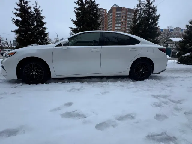 Lexus ES - фото 4