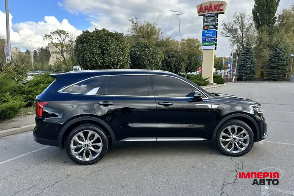 Kia Sorento - фото 5