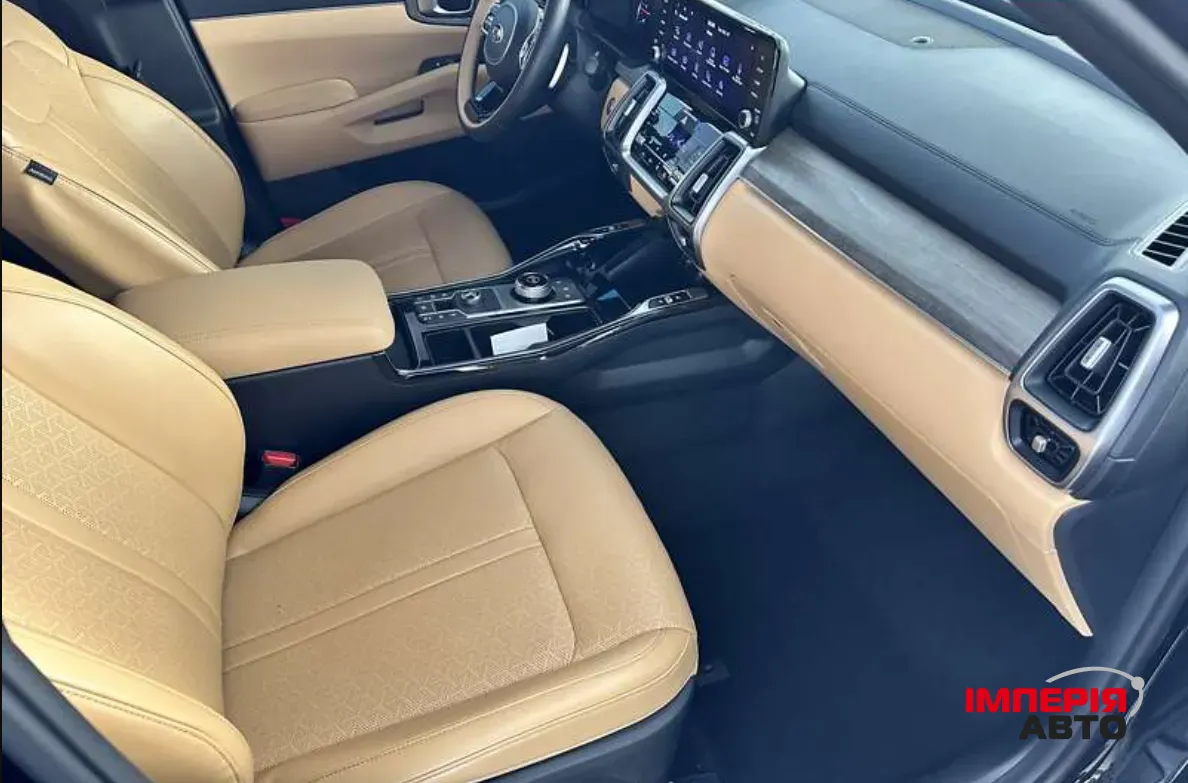 Kia Sorento - фото 8