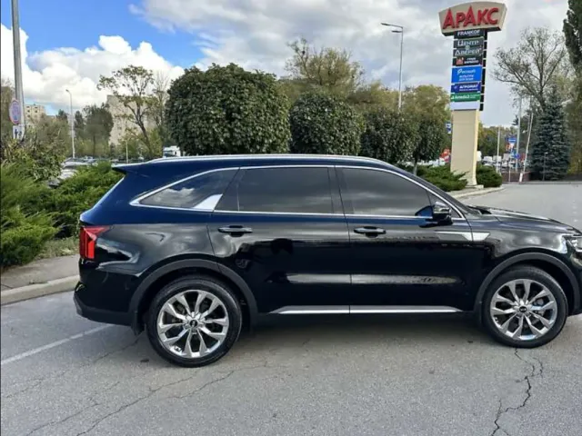 Kia Sorento - фото 5