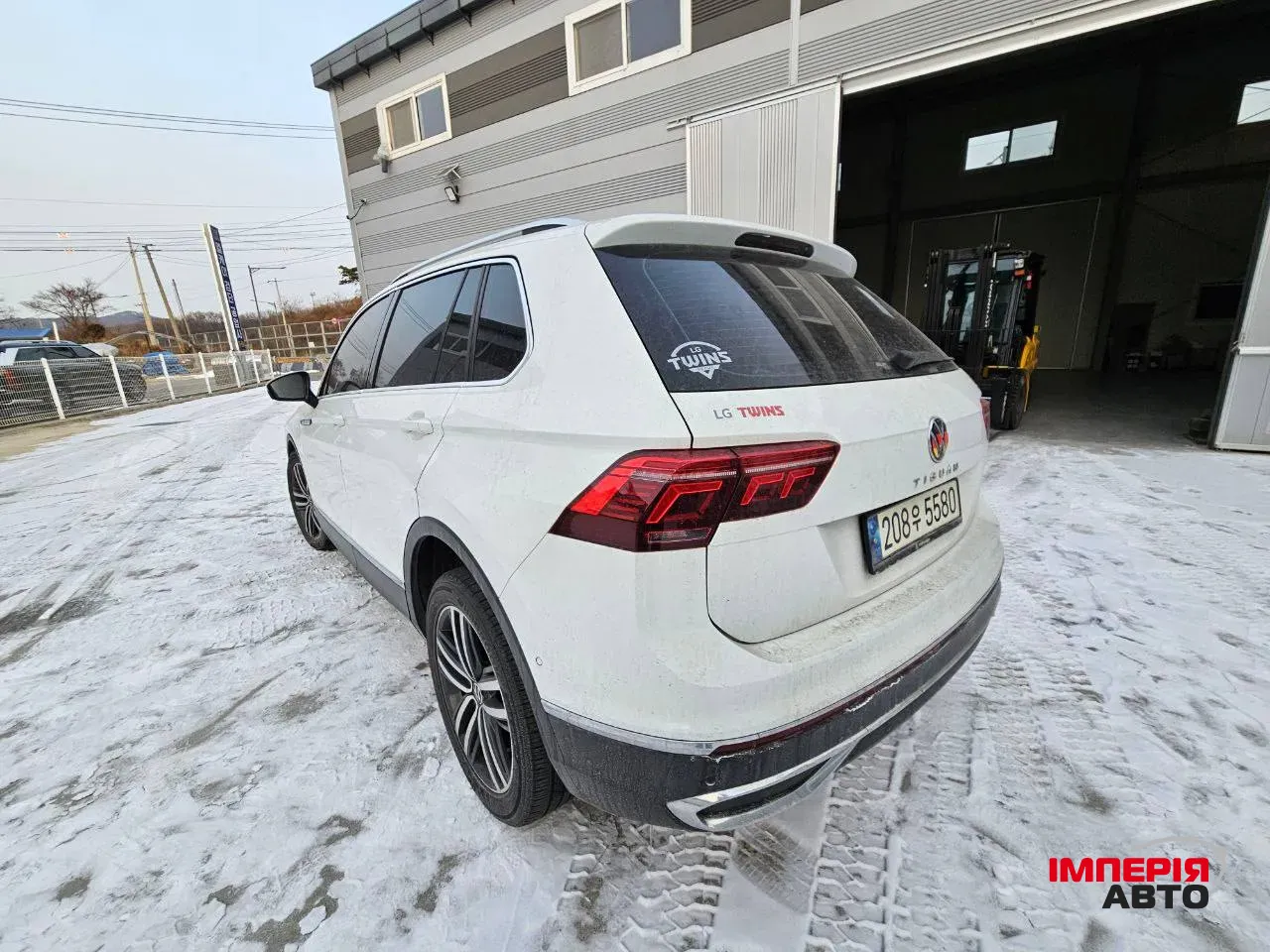 Volkswagen Tiguan - фото 3