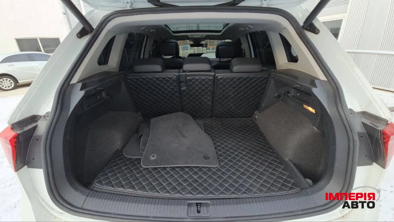Volkswagen Tiguan - фото 10