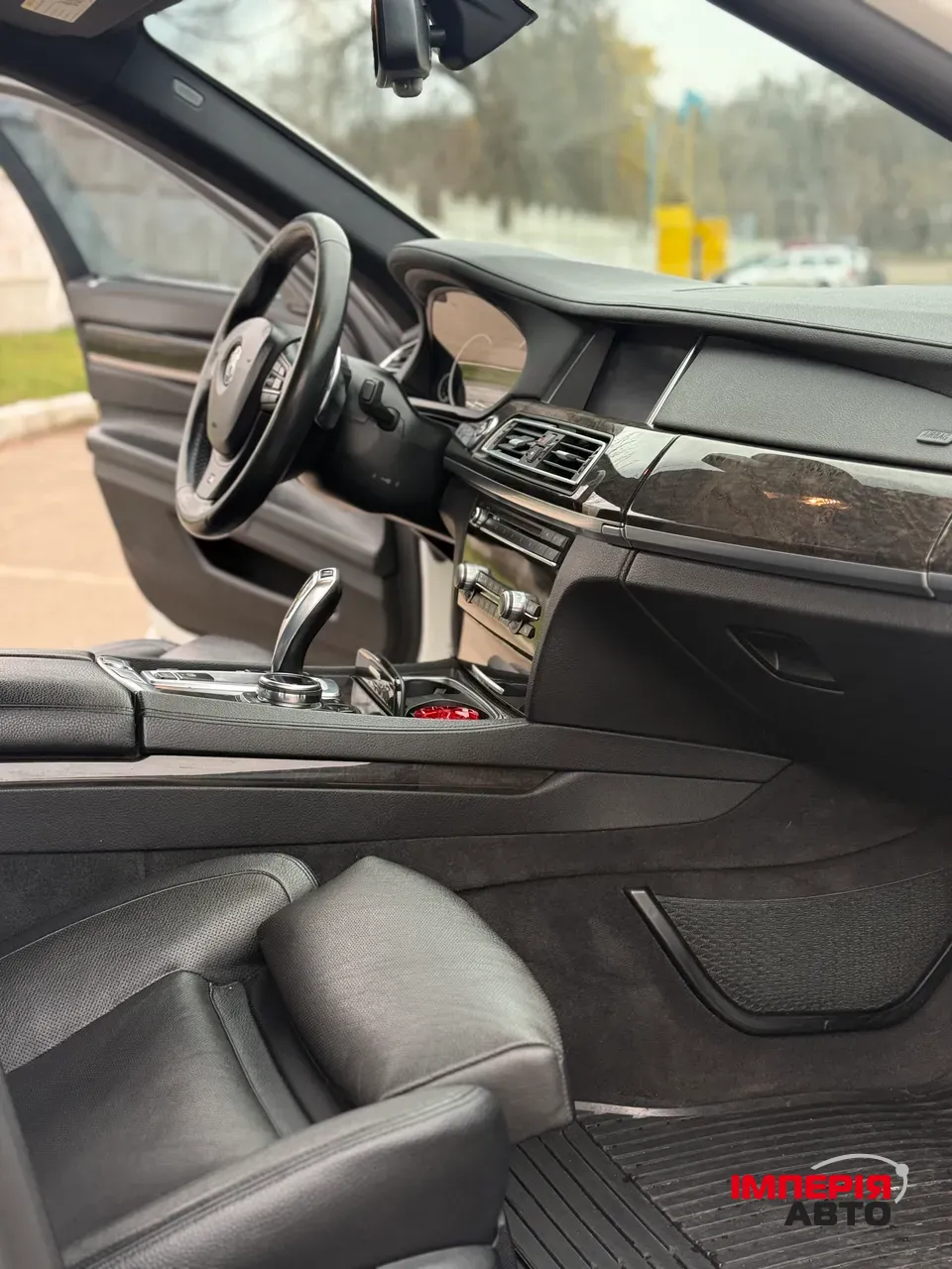 BMW 7 серії - фото 17