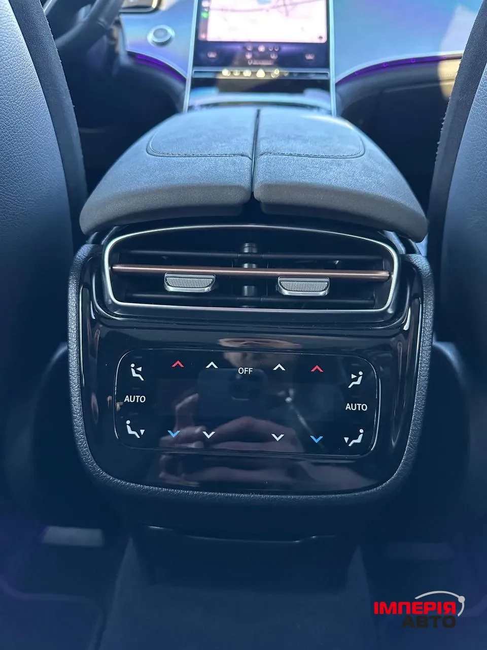 Mercedes-Benz EQS SUV - фото 4