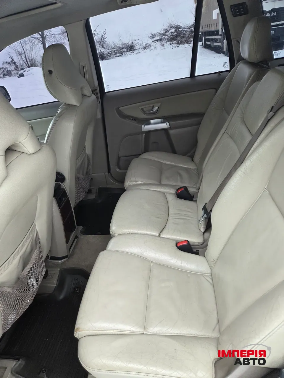 Volvo XC90 - фото 8