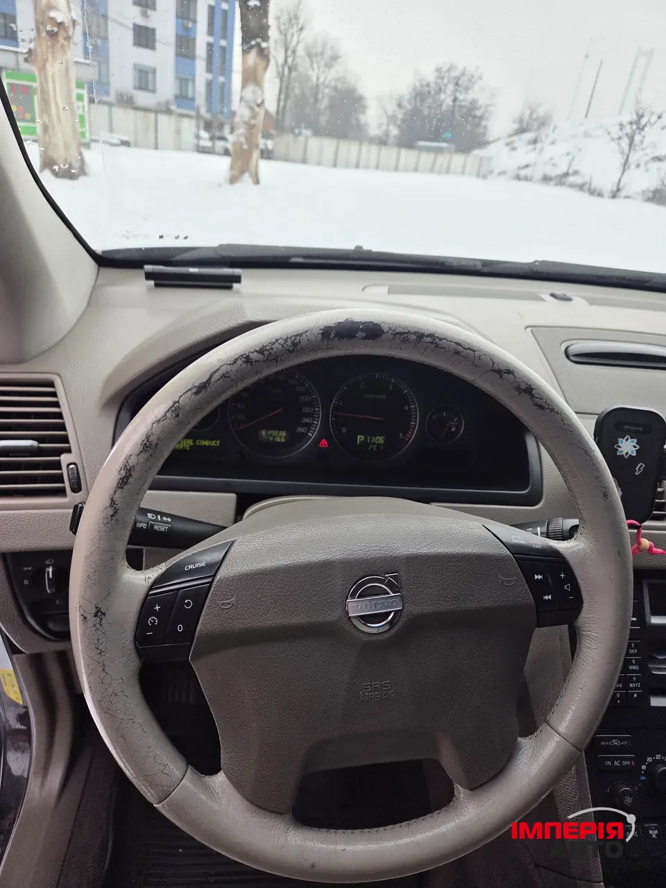 Volvo XC90 - фото 23