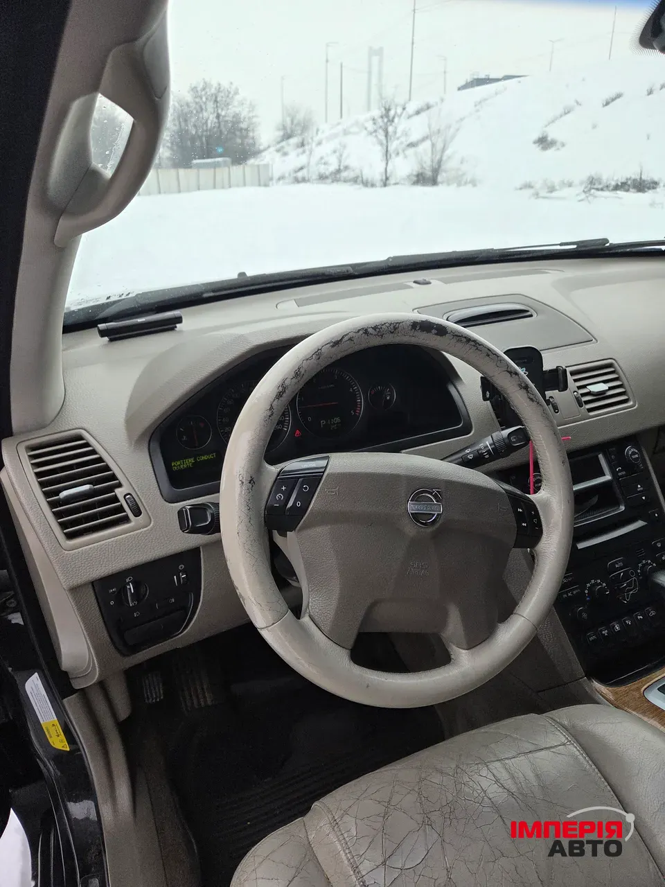 Volvo XC90 - фото 29