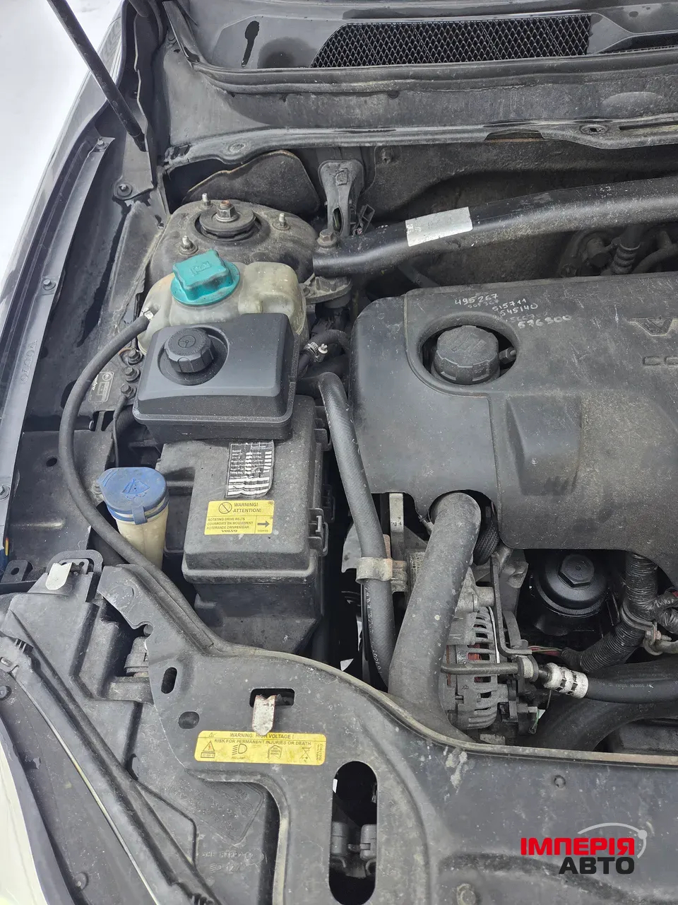 Volvo XC90 - фото 12